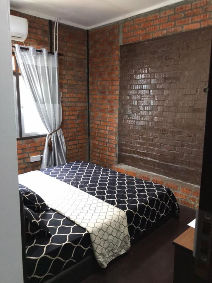 Kenyalang Urban Homestay Кучинг Экстерьер фото